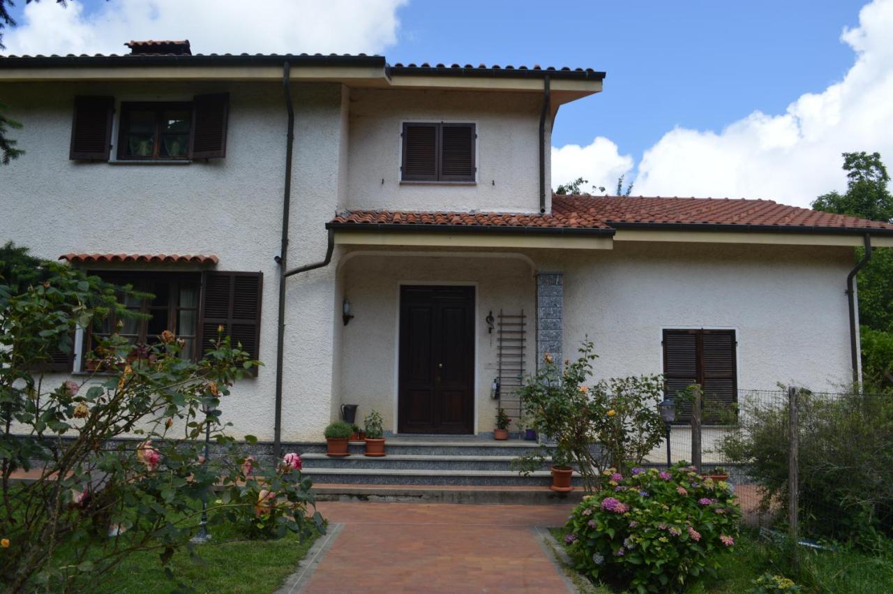 Bed and Breakfast Da Fulvia Ollano Esterno foto