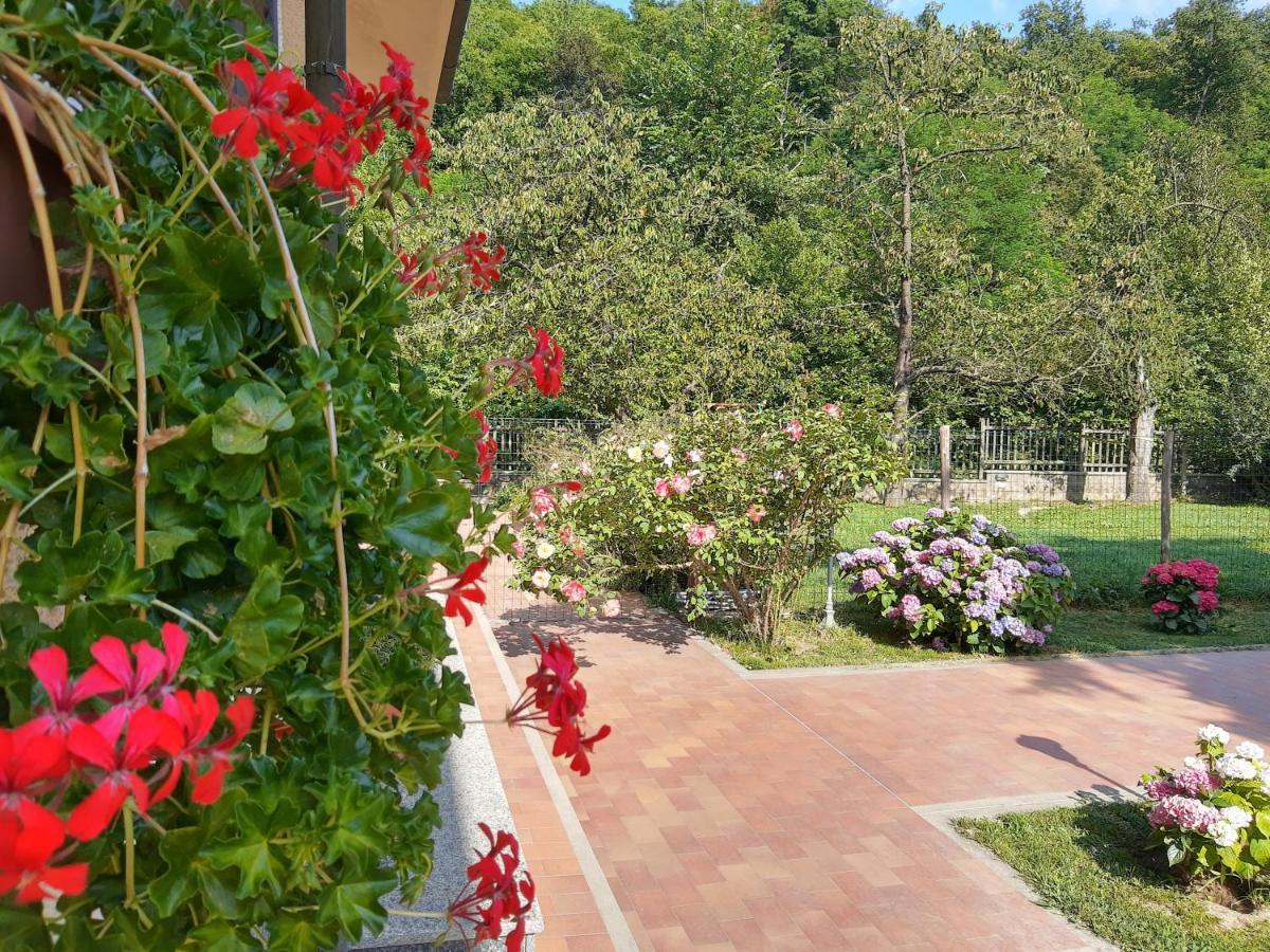 Bed and Breakfast Da Fulvia Ollano Esterno foto