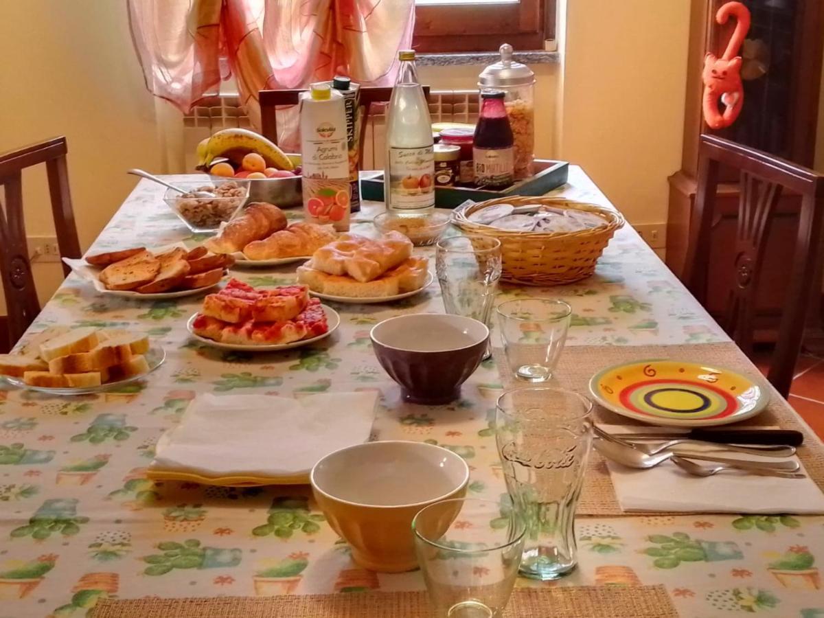 Bed and Breakfast Da Fulvia Ollano Esterno foto
